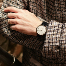 画像をギャラリービューアに読み込む, Authentic Round 36mm バーインデックス ホワイトダイヤル ブラッククロコ型押しレザー