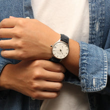 画像をギャラリービューアに読み込む, Authentic Round 36mm バーインデックス ホワイトダイヤル ブラッククロコ型押しレザー