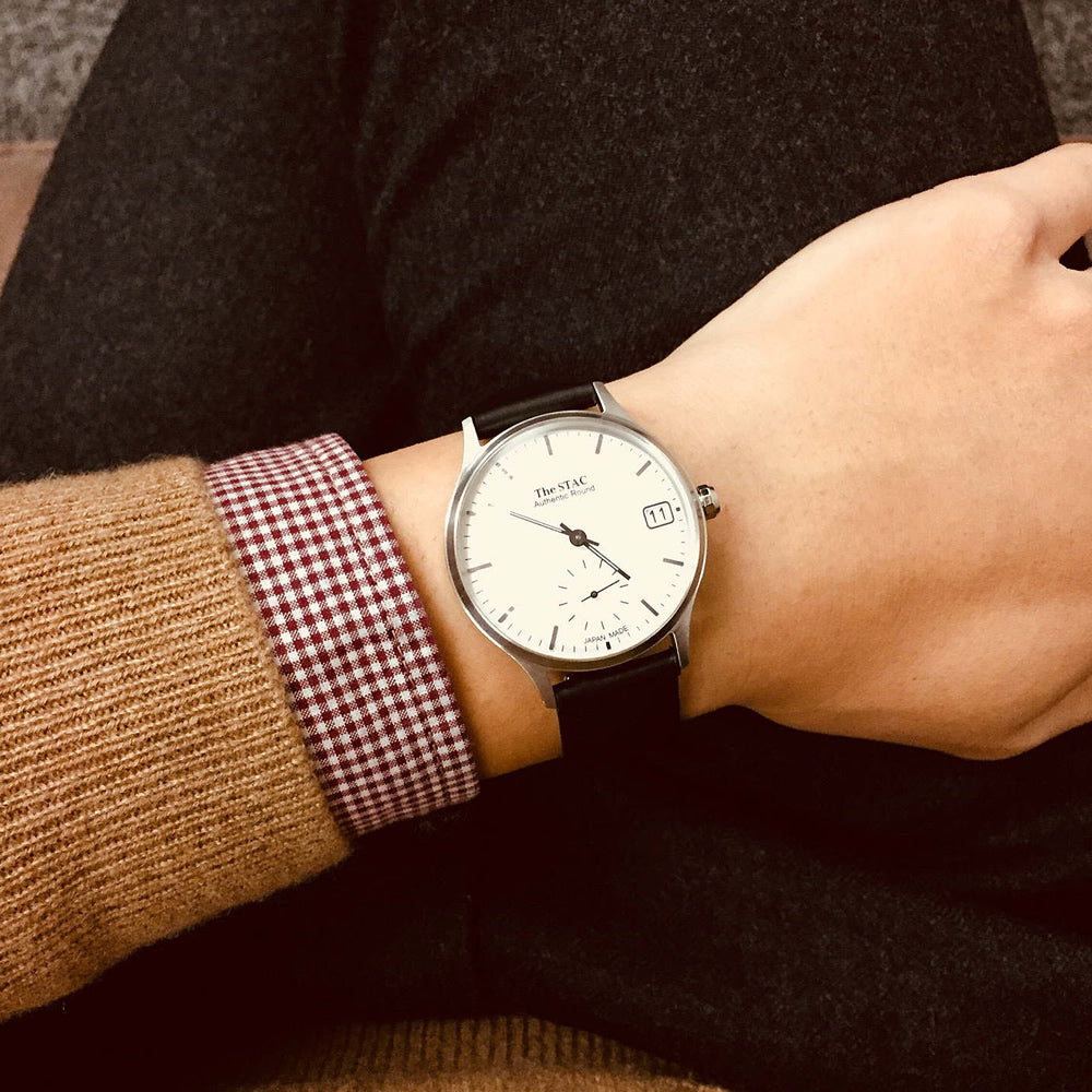 The STAC The Stack Authentic Round 36mm Bar Index White Dial Black 